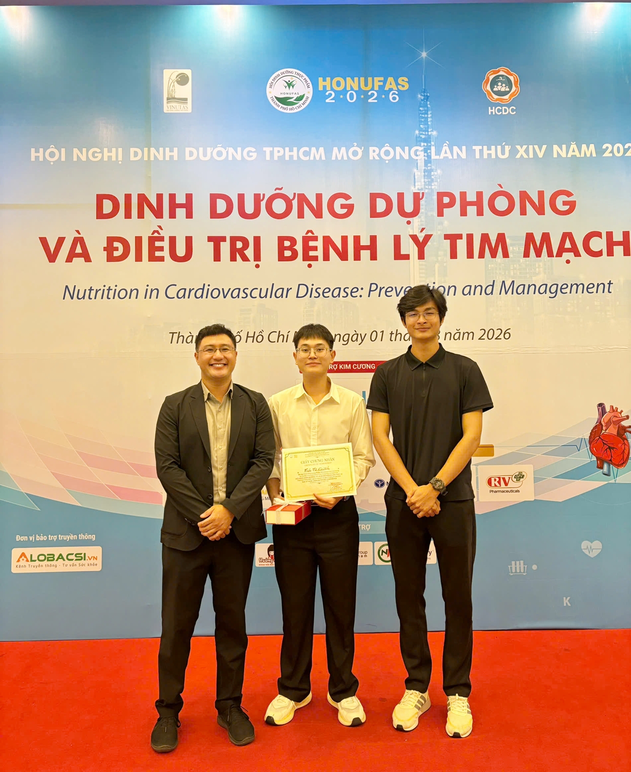 Khi dinh dưỡng, ẩm thực hòa cùng y học: Dấu ấn của Khoa Du lịch và Ẩm thực tại Hội nghị Dinh dưỡng Mở rộng TPHCM lần thứ 14