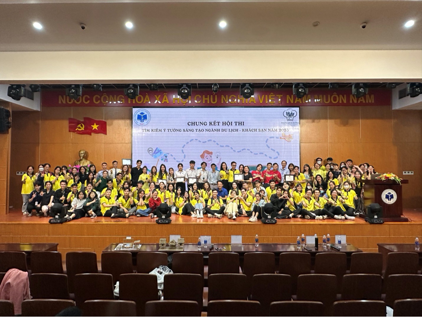 ĐÁNH GIÁ NGOÀI CHƯƠNG TRÌNH ĐÀO TẠO TRÌNH ĐỘ ĐẠI HỌC 02 NGÀNH KHOA HỌC CHẾ BIẾN MÓN ĂN, QUẢN TRỊ DỊCH VỤ DU LỊCH VÀ LỮ HÀNH