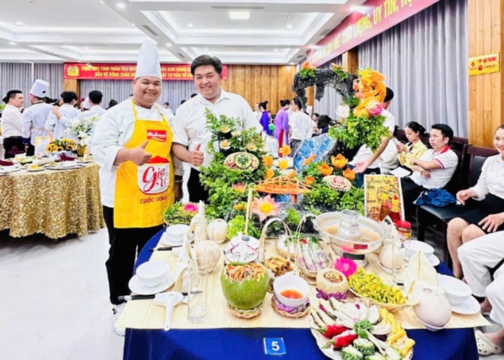 Sinh viên ngành Khoa Học Chế Biến Món Ăn trường Đại Học Công Thương Tp. Hồ Chí Minh đạt Giải Nhì tại Hội Thi “Ẩm Thực Chay Huế Mở Rộng 2026”