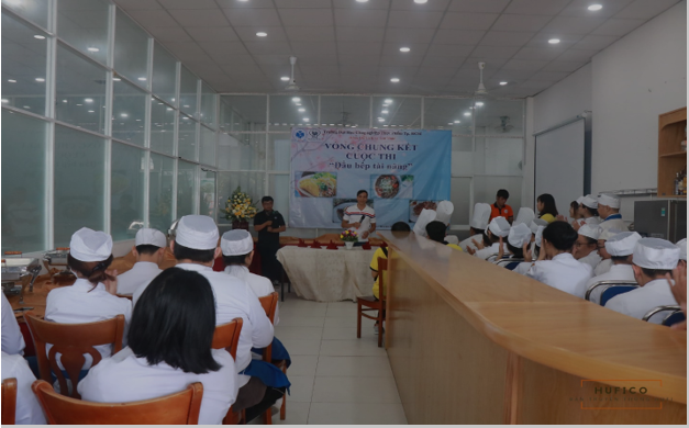 Cuộc thi "Đầu bếp tài năng và Người thợ bánh tài năng" Khoa Du lịch và Ẩm thực lần I năm 2020